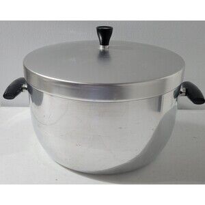 Vintage WEAR EVER 8.5 QT Stock Pot Aluminum Dutch Oven Non Stick Wearever w Lid